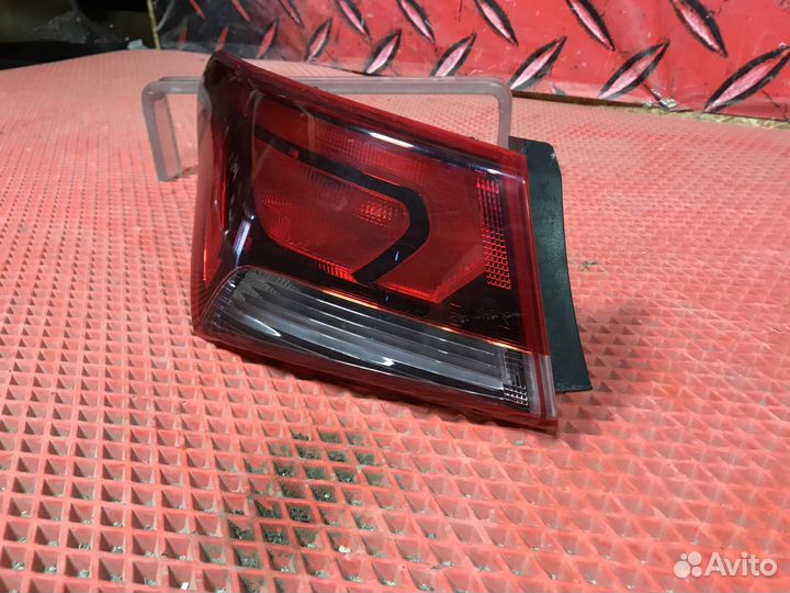 Фонарь левый наружный Hyundai Solaris 2