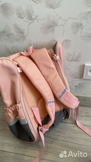 Рюкзак школьный для девочек