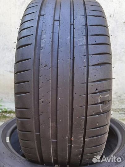 Michelin Pilot Sport 4 235/40 R19 96Y
