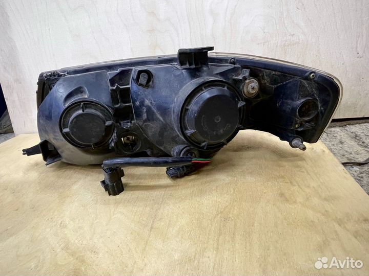 Фара правая nissan almera classic