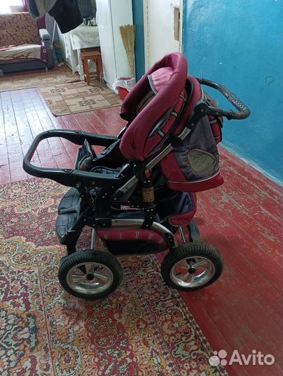 Продам детскую коляску б/у