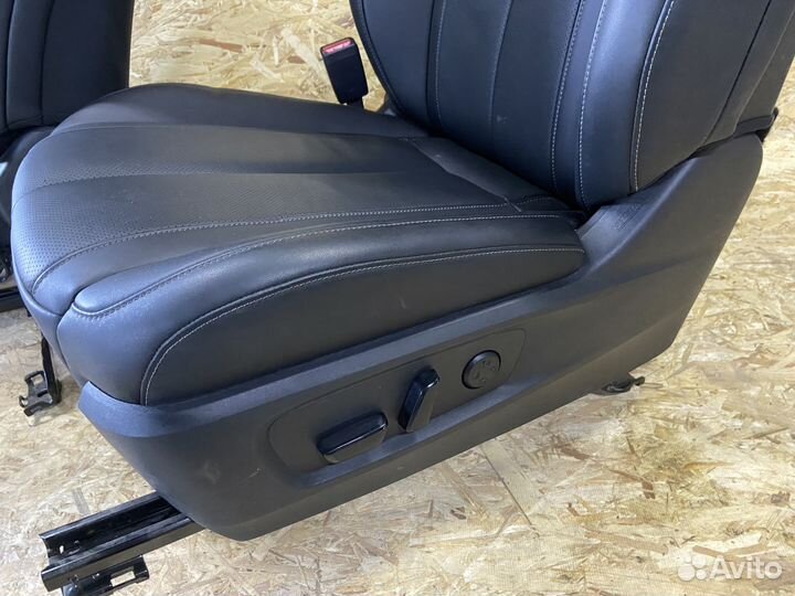 Комплект сидений на Infiniti QX60 II