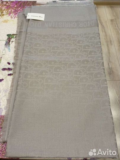 Шарфы и палантины