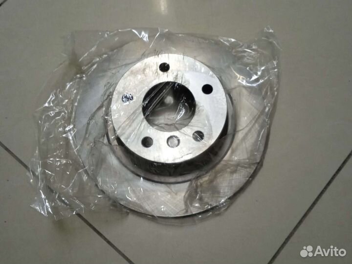 Диск тормозной задний BMW E81/E87/E90/E91