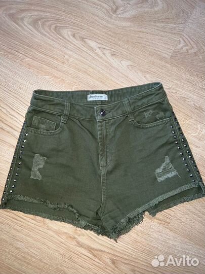 Шорты stradivarius 34 размер