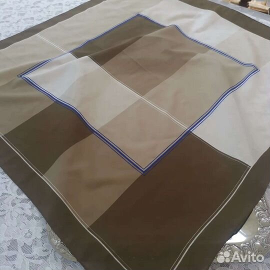 Винтажный красивый платок Италия