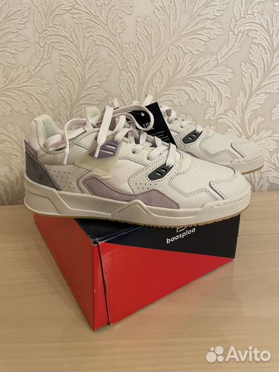 Кроссовки женские baasploa 36 новые