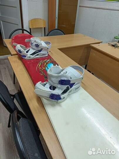 Сноуборд с креплениями