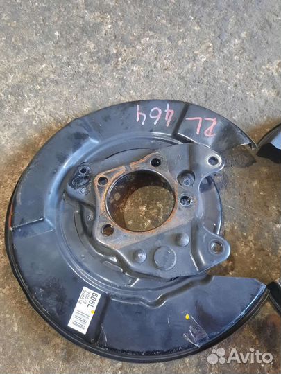 Кожух тормозной toyota camry 40