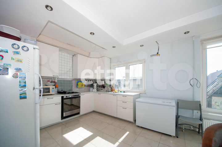 Дом 475 м² на участке 12 сот.