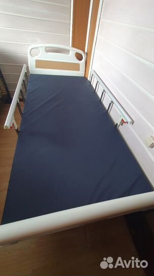 Кровать механическая Med-Mos Е-8 с полкой