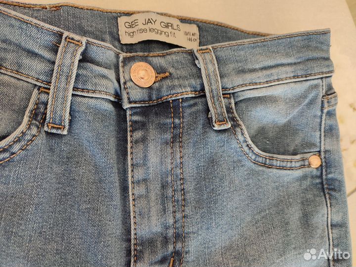 Джинсы для девочек рост 146 на 10-11 лет