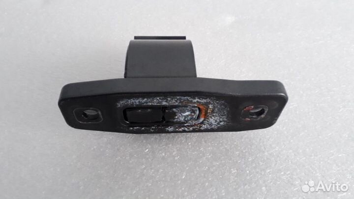 Петля двери задняя левая Mercedes-Benz Glc X253