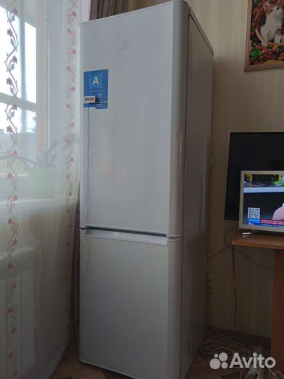 Холодильник