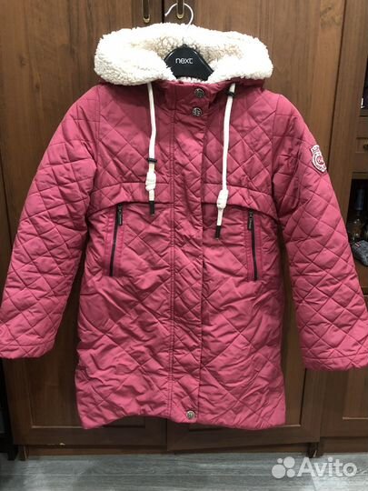 Пальто зимнее для девочки 8-9 лет