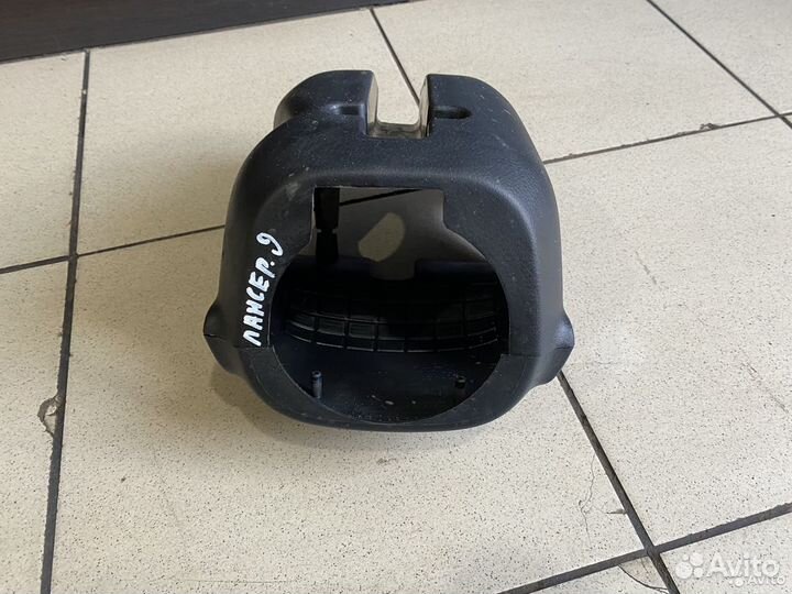 Подрулевой кожух Mitsubishi Lancer 9