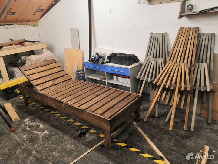 Шезлонг лежак