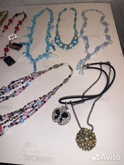 Бусы, кулоны из натурального камня