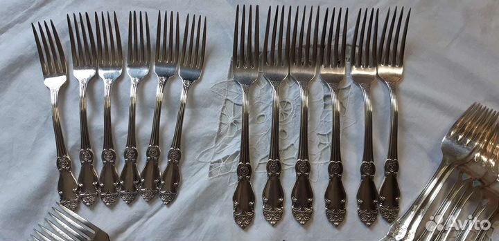 Вилки, ложки, ножи серебряная роза