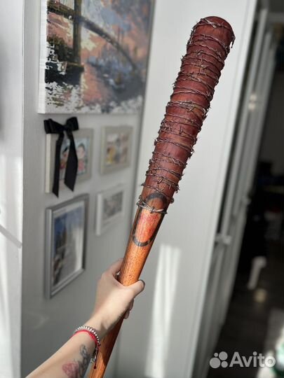 Бейсбольная бита сериал Ходячие мертвецы