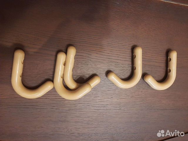 Крючок мебельный новые