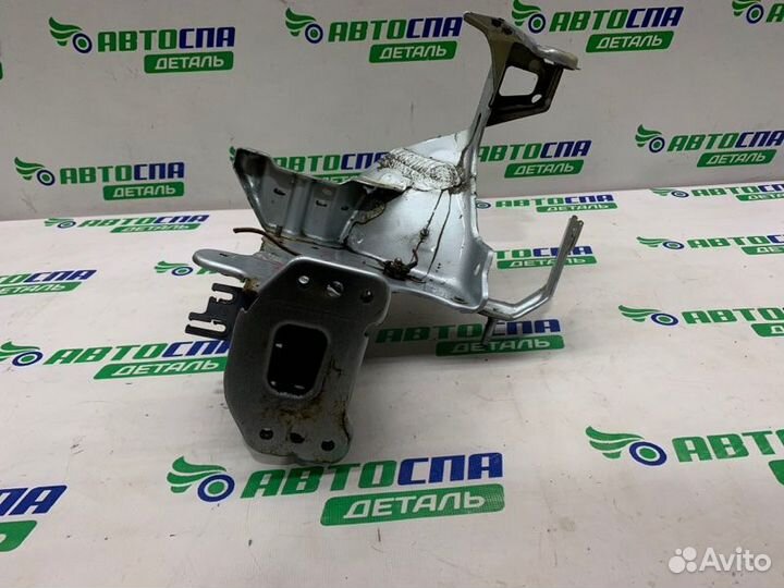 Лонжерон кузова передний левый Volkswagen Eos