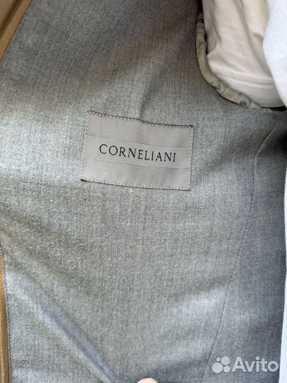 Пальто мужское Corneliani (48, бежевое)