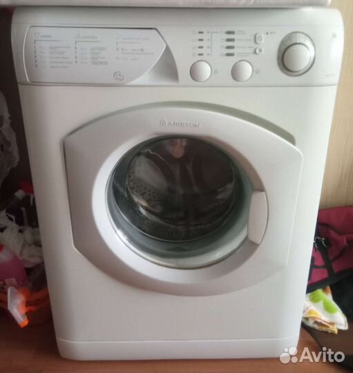 Стиральная машина бу Аристон пр-во Италия