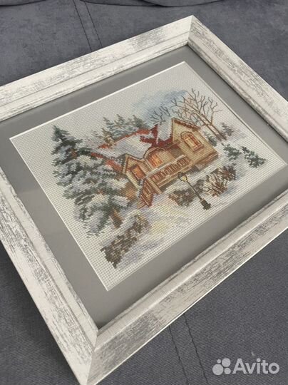 Картина вышитая крестом ручная работа