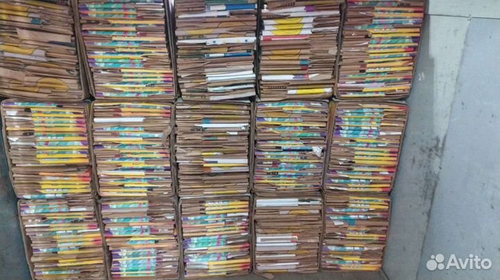 Прадаю Бананы каробки