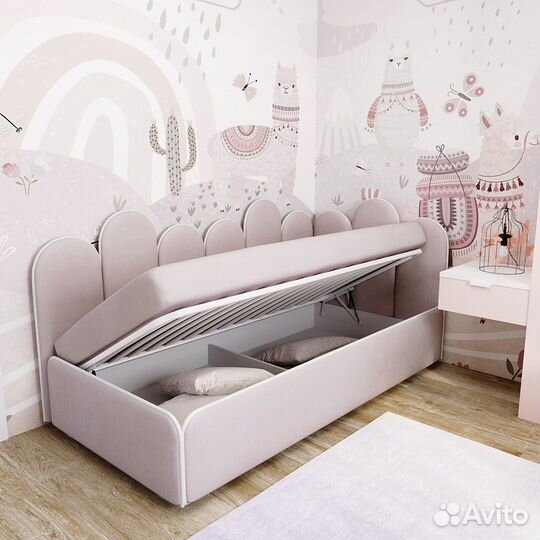 Кровать для девочки розовая