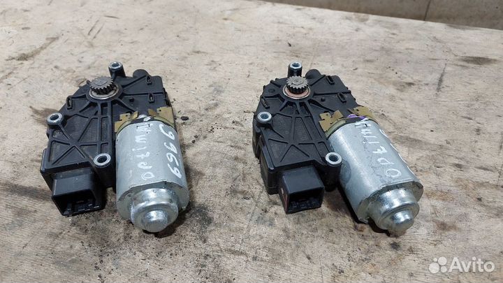 Моторчик люка Kia Optima 3 TF