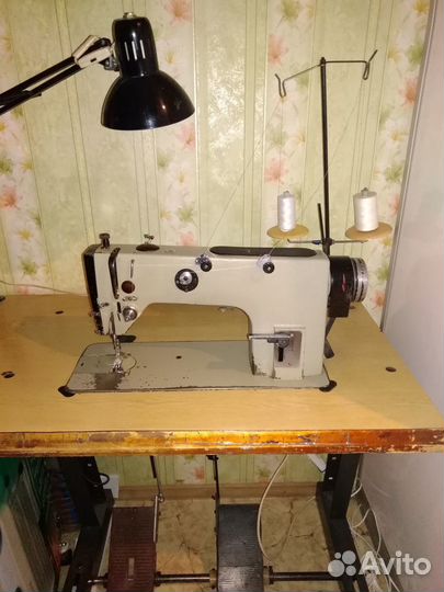 Швейная машина