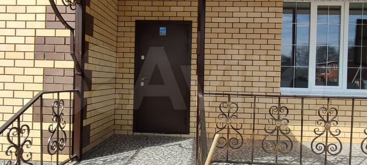 Коттедж 247 м² на участке 12 сот.