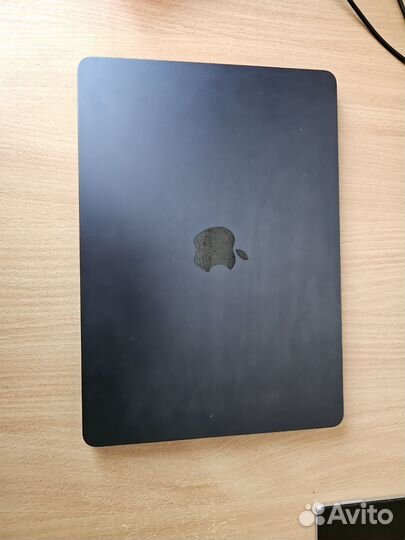 Apple MacBook Air 2022 m2