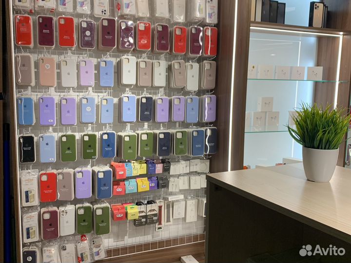 Чехол для iPhone 14