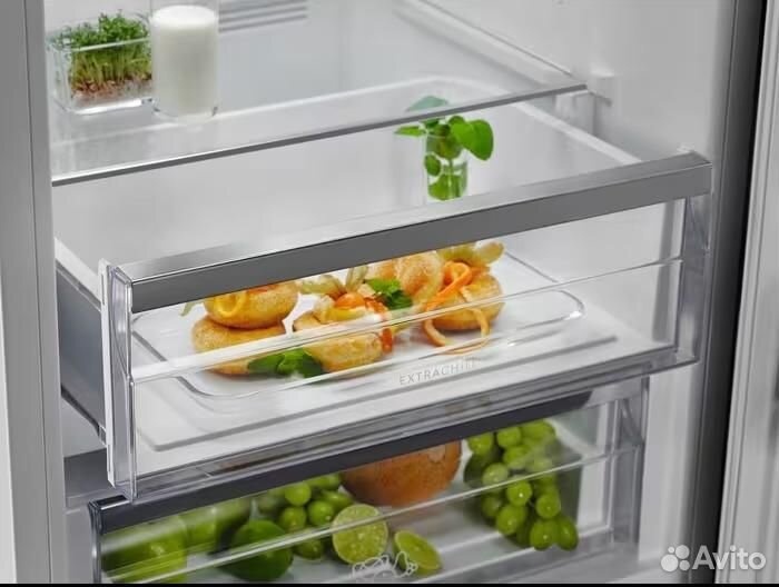 Холодильник electrolux LNT 7ME32 M1