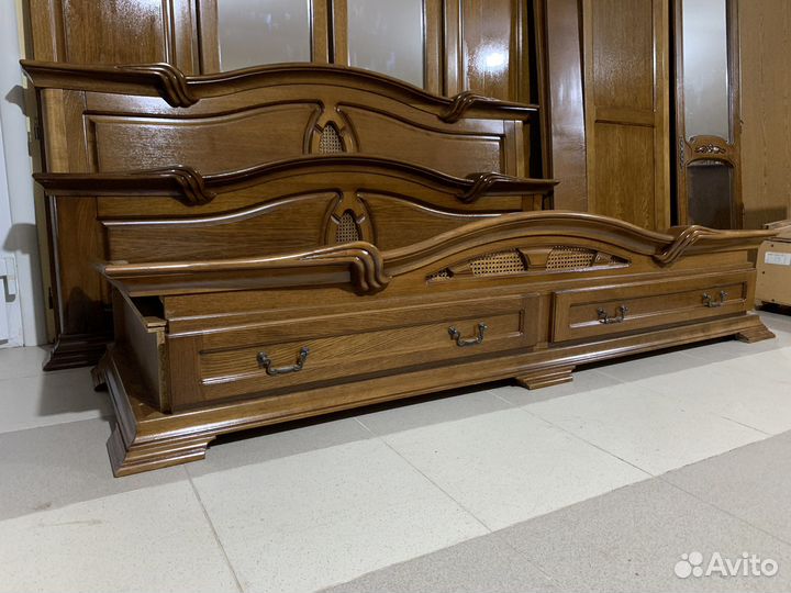 Румынская спальня Марина