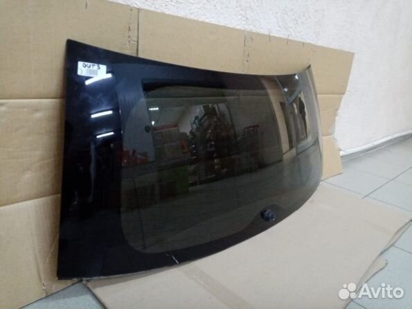 Стекло крышки багажника Митсубиси Аутлендер 3 гф