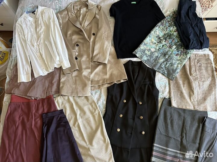 Пакет брендовой одежды на девушку