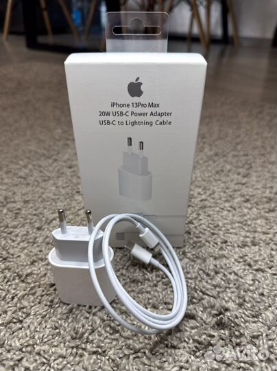 Зарядка на iPhone