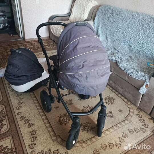 Коляска zippy