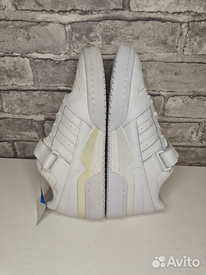 Кроссовки adidas Forum