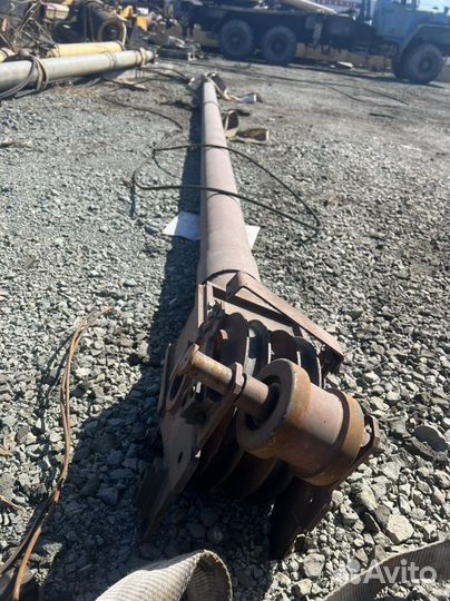 Гидроцилиндр кс-45724-8.63.900-2К выдвижения стрел