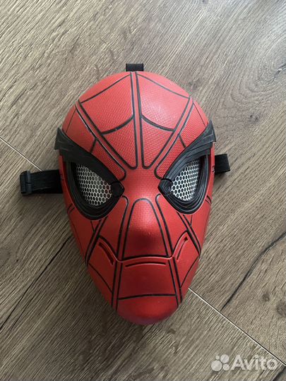 Маска человека паука