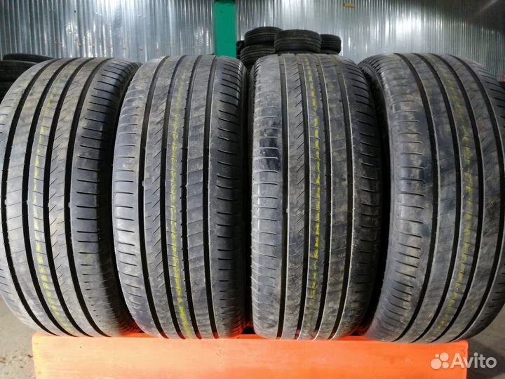 Bridgestone Alenza 001 285/45 R22