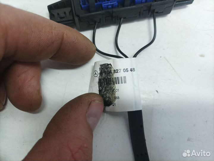 Контакты Mercedes Benz W204