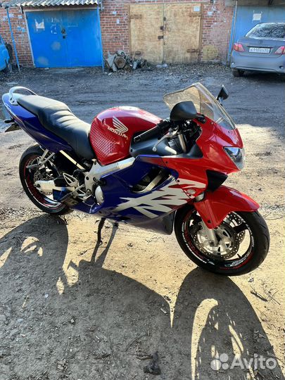 Honda cbr 600 f4