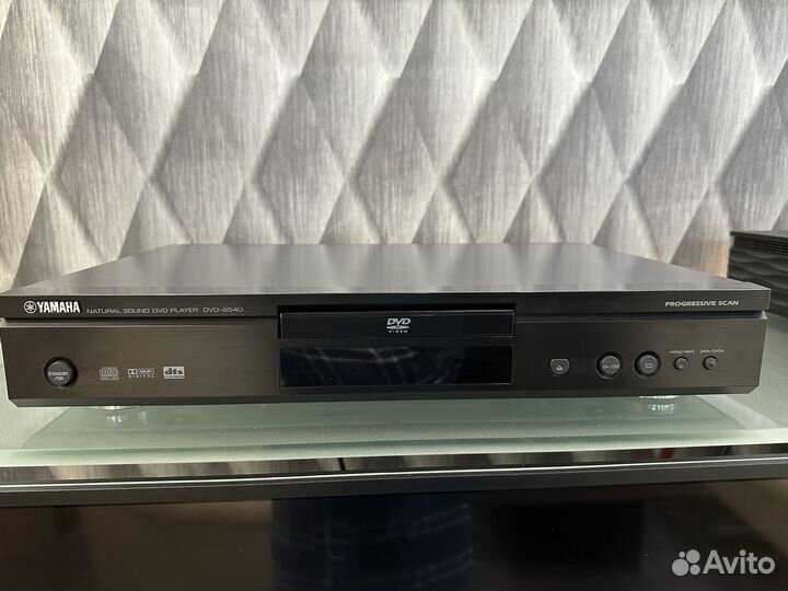 Yamaha DVD S-540