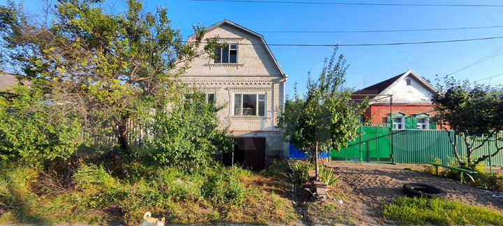 Дом 192,5 м² на участке 7 сот.